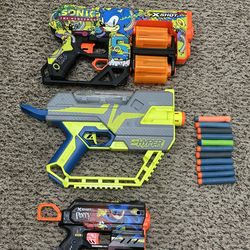 3 Nerf Blasters: Hyper Fuel-20 + Zuru XSHOT Blasters Sonic the Hedgehog, Poppy Playtime Plus Darts
