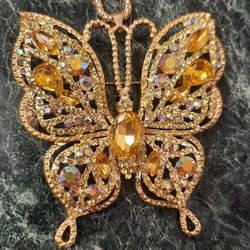 Deep Yellow Crystal Butterfly Charm/Brooch w/Free Chain🦋🥰🦋$18. OBO-READ LISTING 