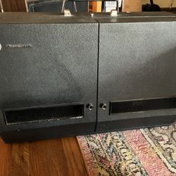 Vintage Magnavox Turntable Suitcase