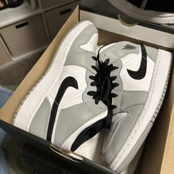 Jordan 1 mid 