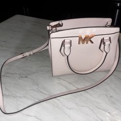 Authentic Michael Kors Blush Pink Crossbody Purse
