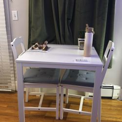 IKEA Table + 2 Chairs – Great Condition