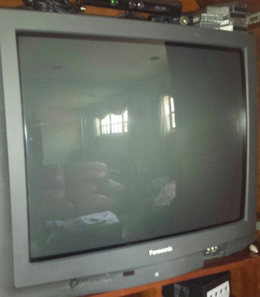 Panasonic 32 inch CRT TV for Sale in Hialeah, FL OfferUp