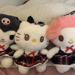 Matching Sanrio Plushies 