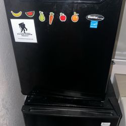 Mini fridge