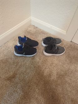 Used Nautica Toddlers Shoes Size 6