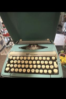 Smith-Corona Vintage Portable Typewriter