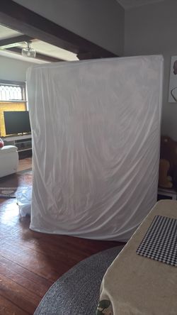 Queen mattress