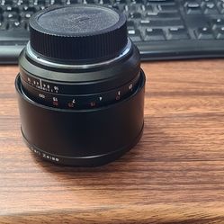 Carl Zeiss Planar T 1.4/85 ZE EF Mount Lens
