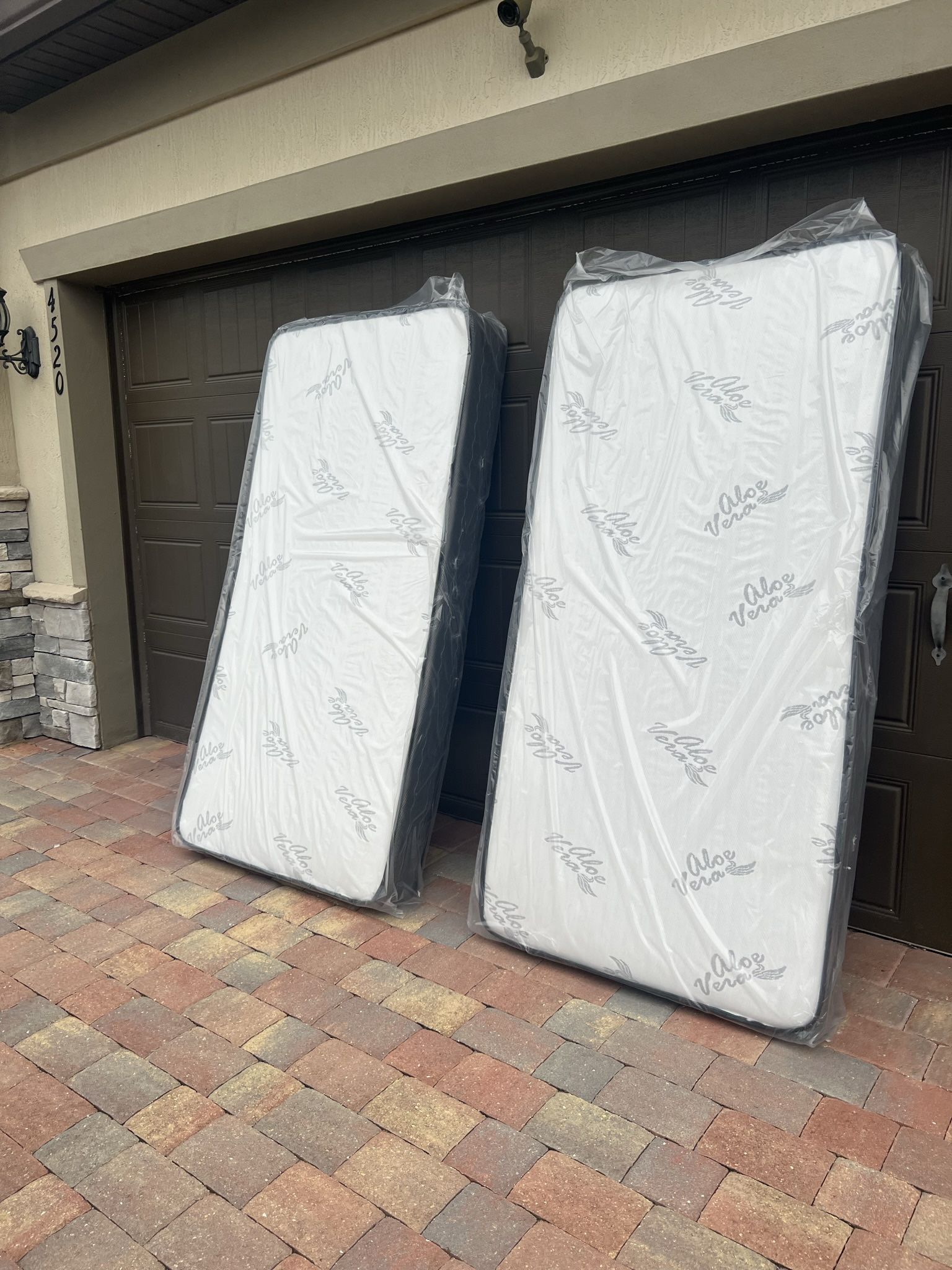 Mattresses: twin full  queen regular  Colchon Nuevo Colchones plush or pillow top available cama bed mattress