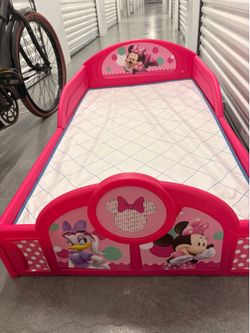 Toddler bed