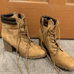 Women’s Boots 