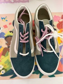 7.5 vans women’s shoe
