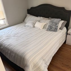 NEED GONE ASAP ‼️ King Bed Set + Mattress + Metal Frame