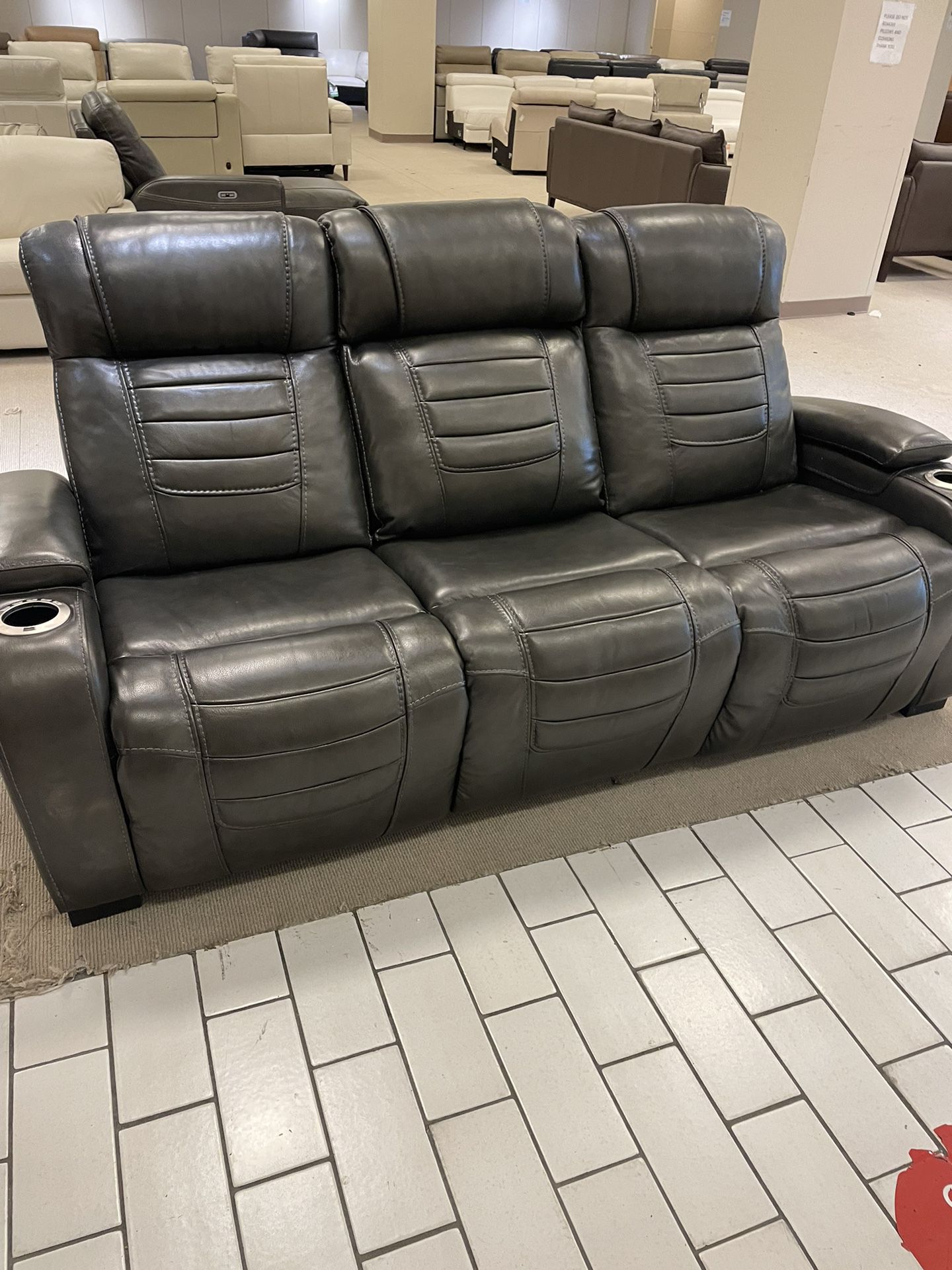 BRAND NEW DOUBLE LEATHER ELECTRIC RECLINERS W/CUPHOLDERS 