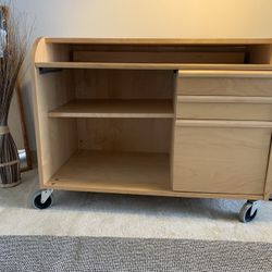 Maple Desk With Pull Out Laptop Surface And File Cabinet 