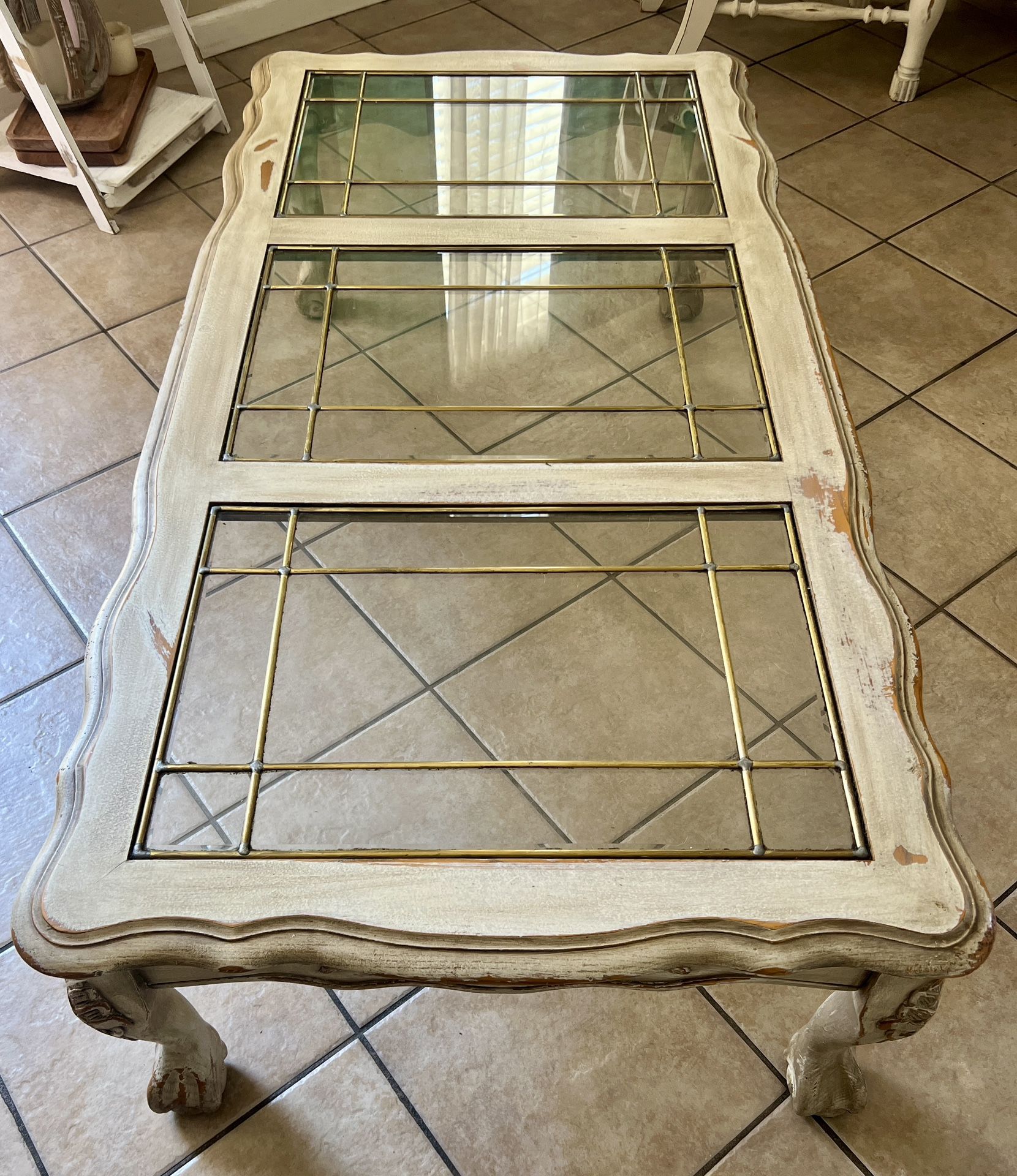 Antique Coffee Table With 2 End Tables