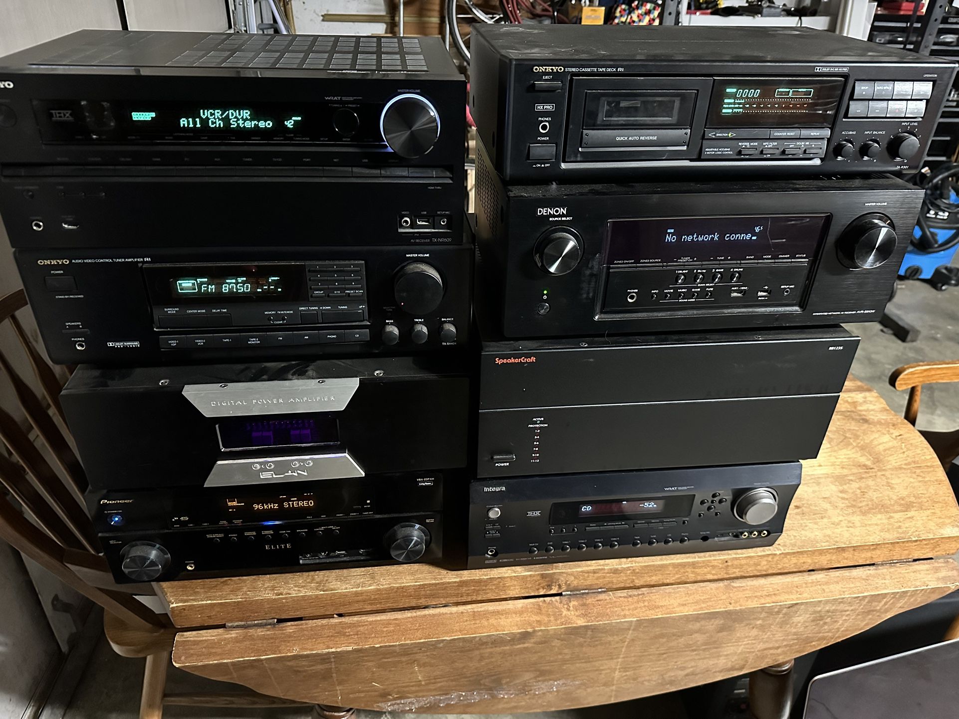 Stereo Receivers & Amps 