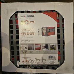 Small Pet Kennel 