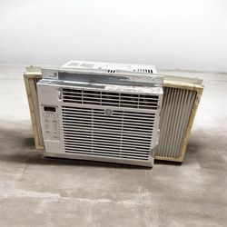 Window Air Conditioner