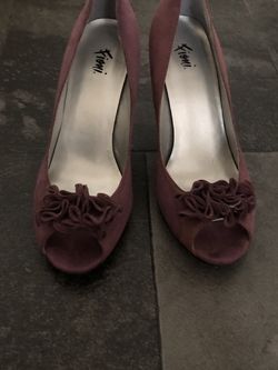 Fioni Open-Toed Heels