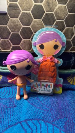 Lalaloopsy Littles Doll.  &   New. Outfit