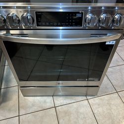 LG: Electric stove range 30” inch