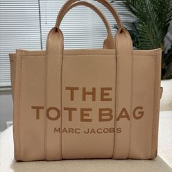 Medium Marc Jacob’s Leather Tote Bag