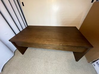Very nice Whitlee Lift-Top Coffee Table – Brown (New/sealed Box) – $260 Retail. Waiting for you.