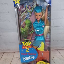 Mattel Toy Story 2 Tour Guide Barbie