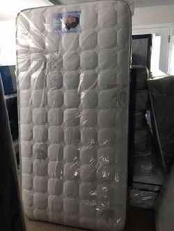 Twin Mattress pick up today