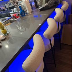 Counter Height stools (4)