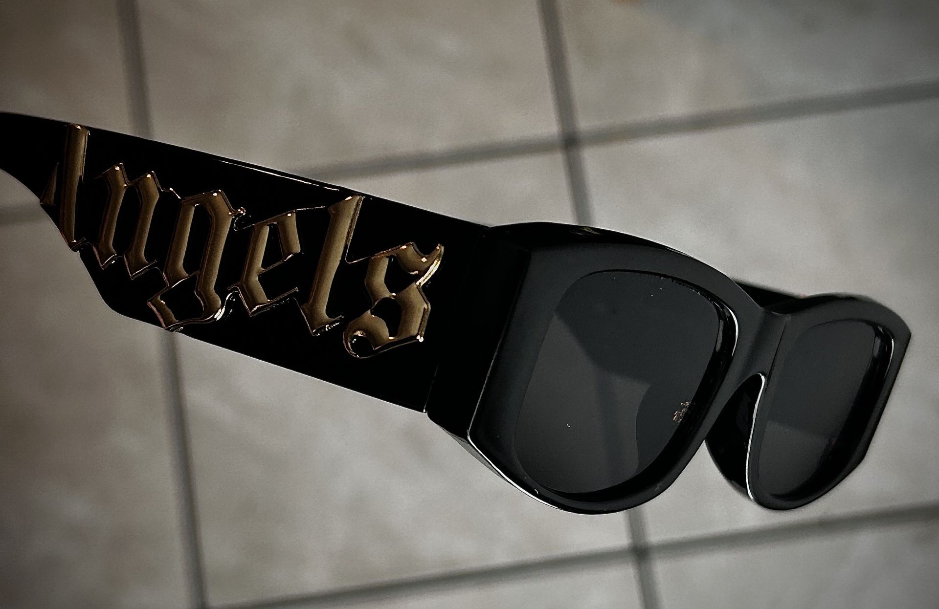 Palm Angels Sunglasses Oval Shaped (Black/Black/Gold)