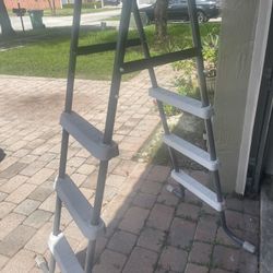 Pool Ladder 