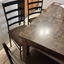 Small dining room table w/ 4 chairs