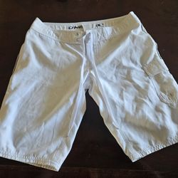 White O'Neill Board Shorts Size 5
