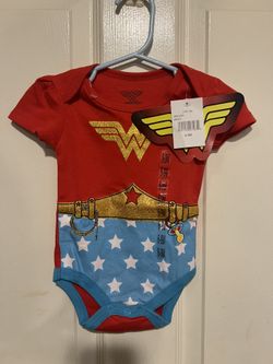 Wonder Woman Onesies 6-9 Months