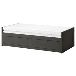 Ikea Daybed With 2 Twin Mattress