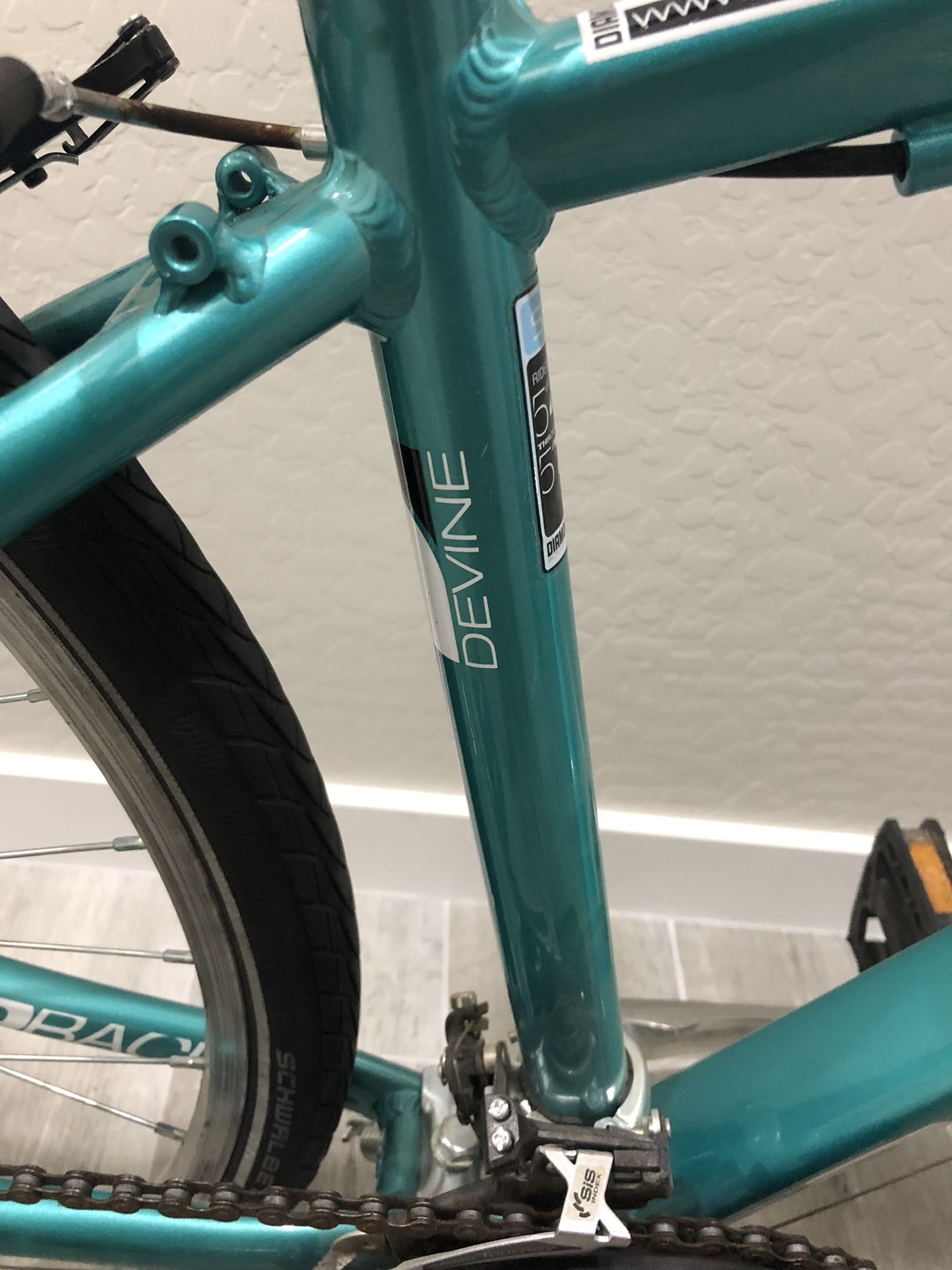 diamondback devine hybrid