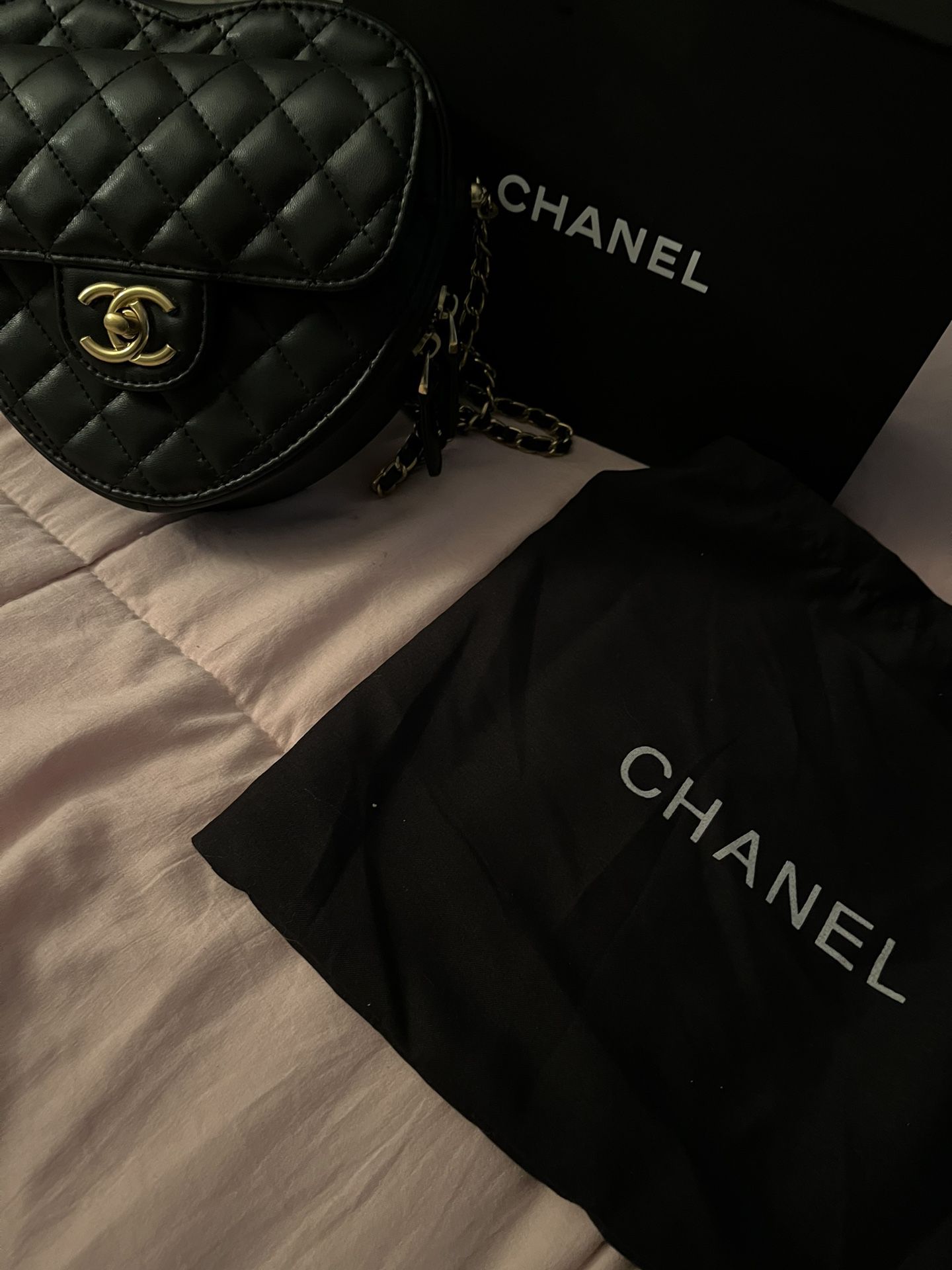 Chanel Timeless/Classique leather crossbody bag