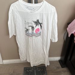 Hurley T-Shirt Size XL