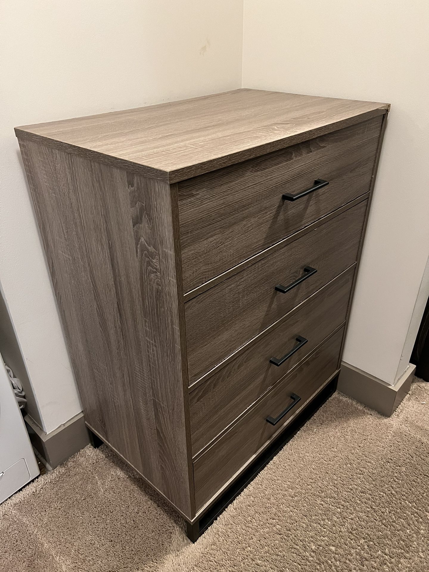 Chest Of Drawers With 4 Drawers
