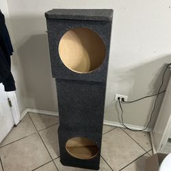 2’12 sub box  (99-06 chevy ext cab)