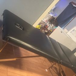 Massage Table 