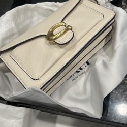 Coach Tabby 20 Pebble leather White gold Brand New
