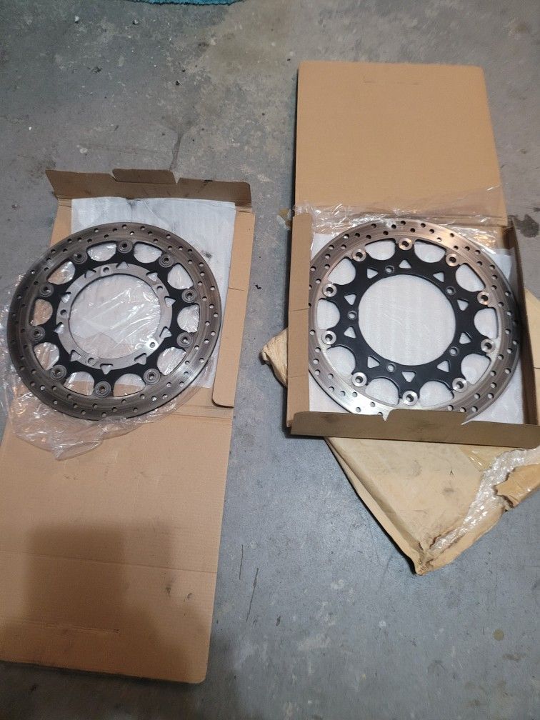 2007-2008 Yamaha YZFR1 YZF R1 Front Brake Rotor Discs Is Good Used