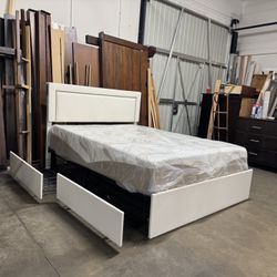 Queen Bed $299