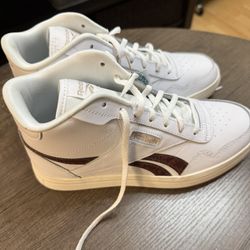 *BRAND NEW* Reebok Court Advance Bold Womens Shoes Size 9 Mint Condition!