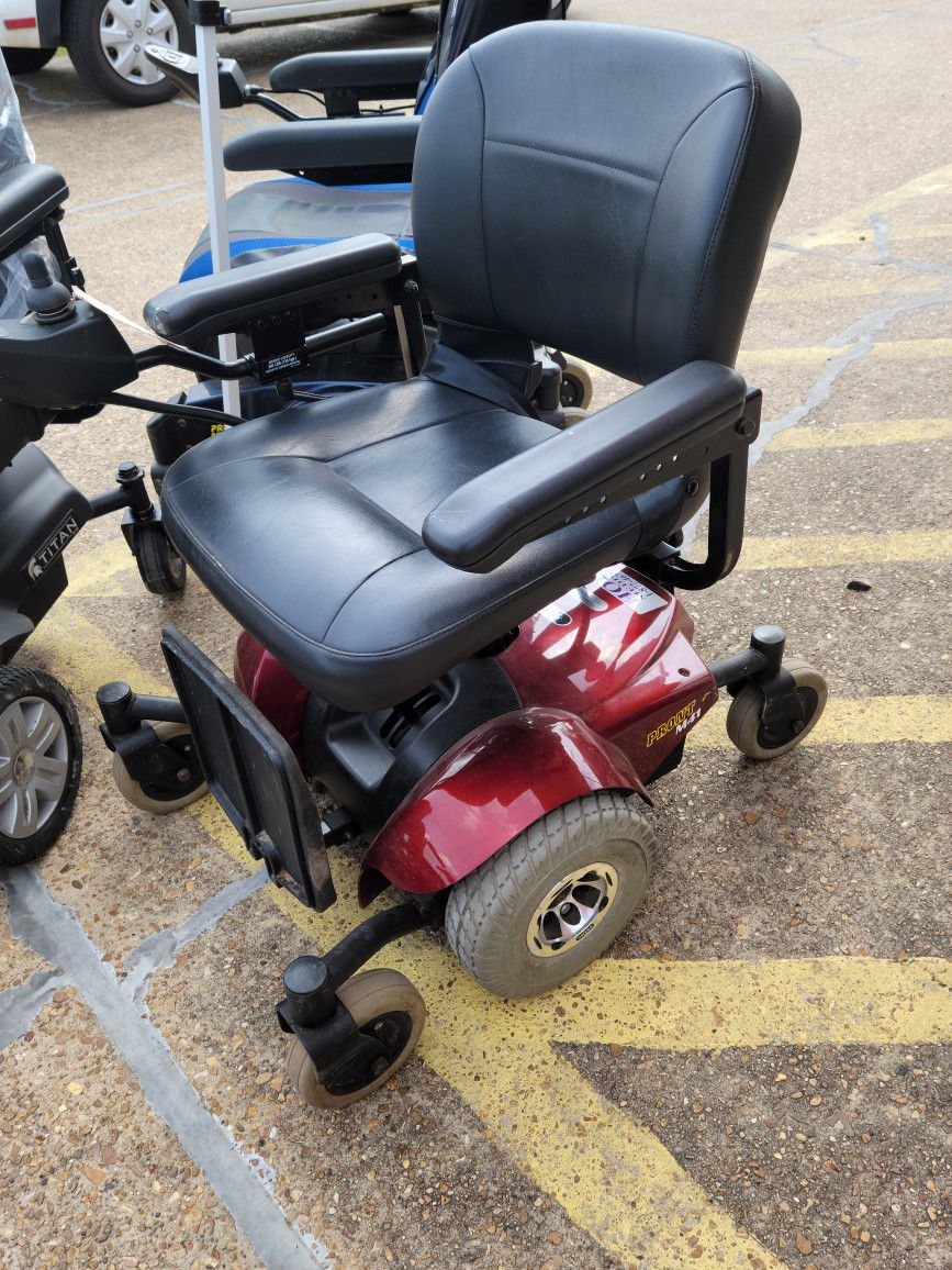 M41 powered wheelchair
