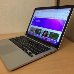 Macbook Pro 13 inch Retina - 256gb SSD